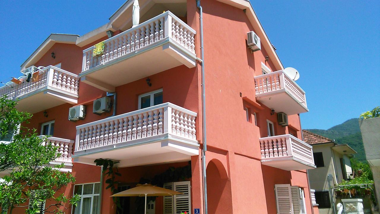 Apartments Tasija Tivat Ngoại thất bức ảnh