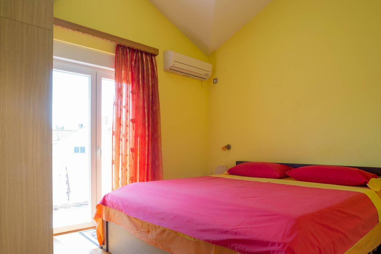 Apartments Tasija Tivat Ngoại thất bức ảnh