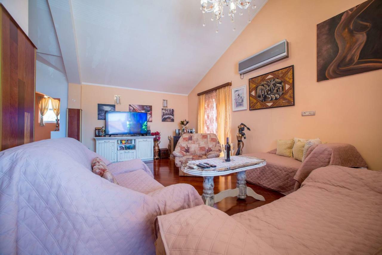 Apartments Tasija Tivat Ngoại thất bức ảnh