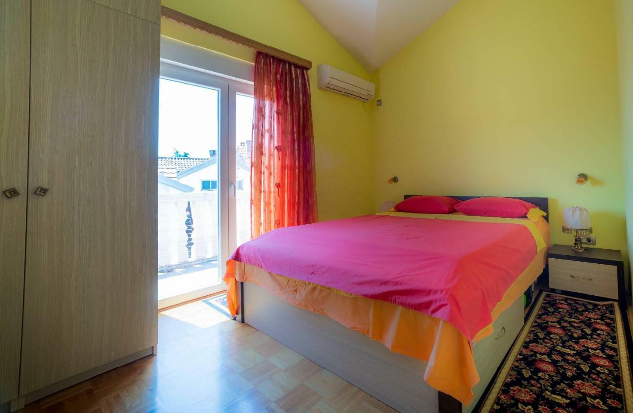 Apartments Tasija Tivat Ngoại thất bức ảnh